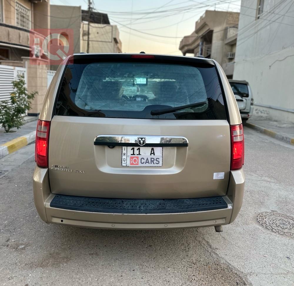 دودج جراند كارافان